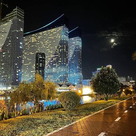 Orbi City Tower Batoumi Extérieur photo